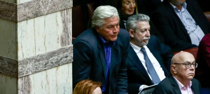 Παπαχριστόπουλος: Αύριο παραδίδω την έδρα μου